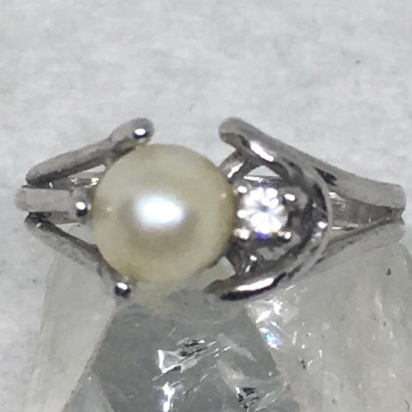 Uncas Genuine Pearl Sterling Silver CZ Ring 7 - Picture 2 of 9